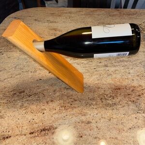 BALANCING WINE HOLDER wood